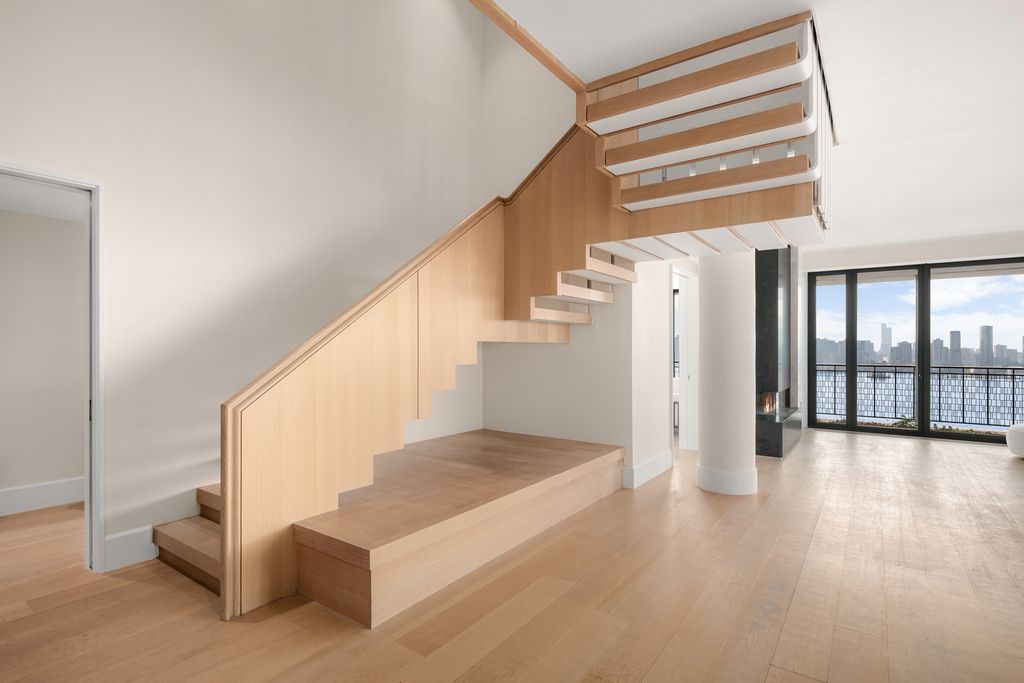 100 Vandam Street 20-A Soho New York NY 10013