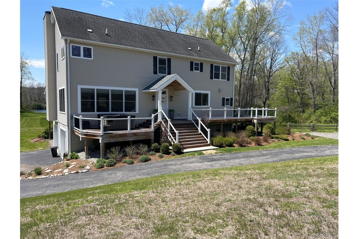 Welcome to your summer escape in the country