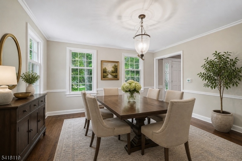 WONDERFUL SHORT HILLS COLONIAL