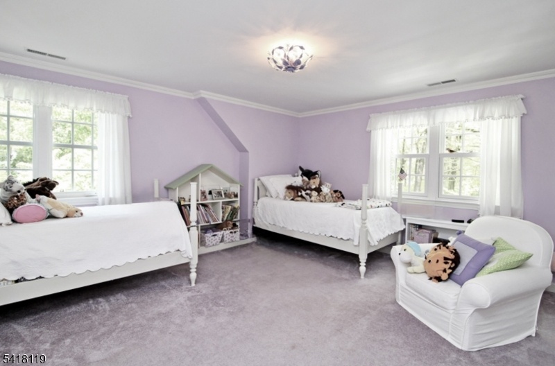 FAB SHORT HILLS COLONIAL