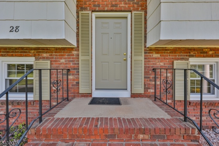 Front Door/Porch