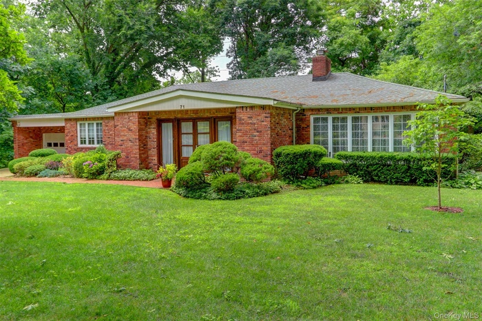 Fabulous Expanded Ranch In Flower Hill