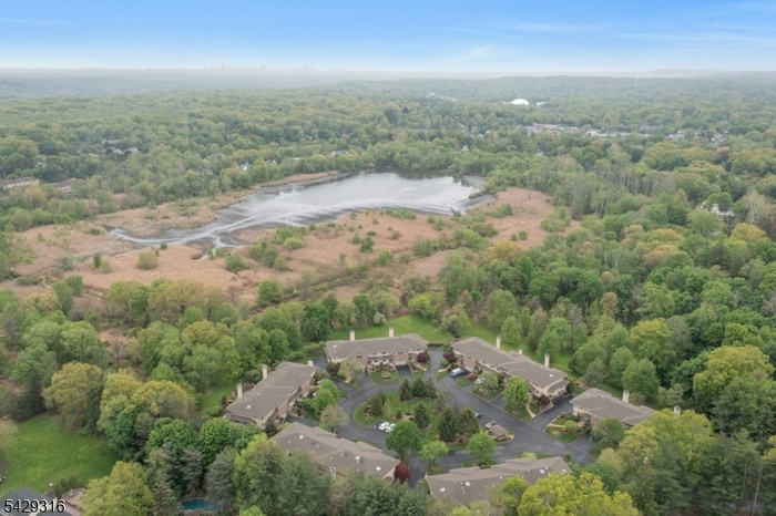 Nature preserve nearby