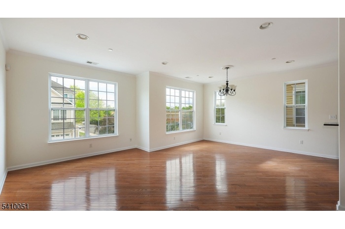 Dining Room / Living Room