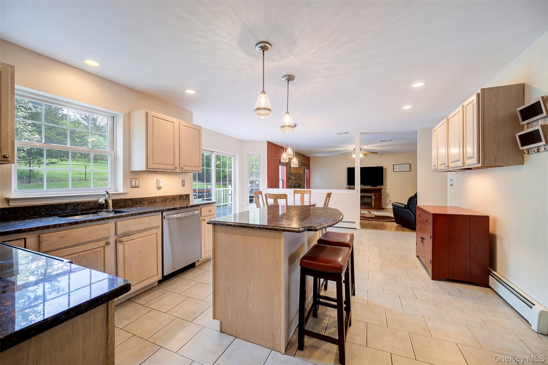 Plenty of counter and cabinet space