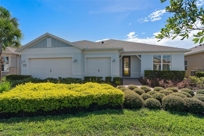 Actual home photo. Colors, finishes, textures and options may appear differently in person due to variations in monitors and viewing devices.