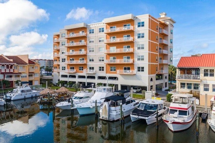 Finest location on Madeira Beach. New Build 2020.