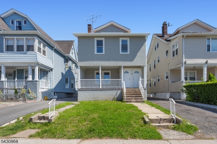 226N Clinton