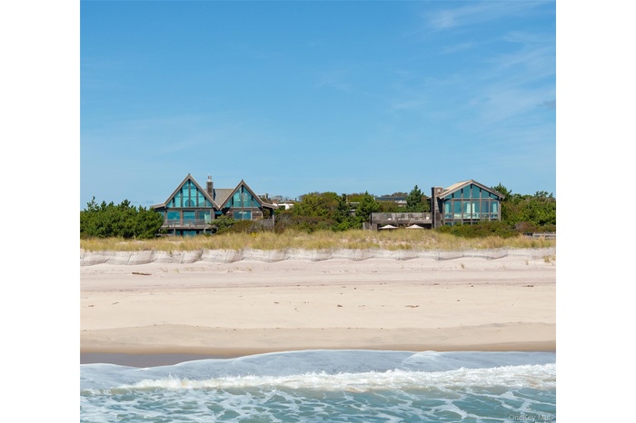 Facing 0 Charach & 1 West Walk from the Ocean