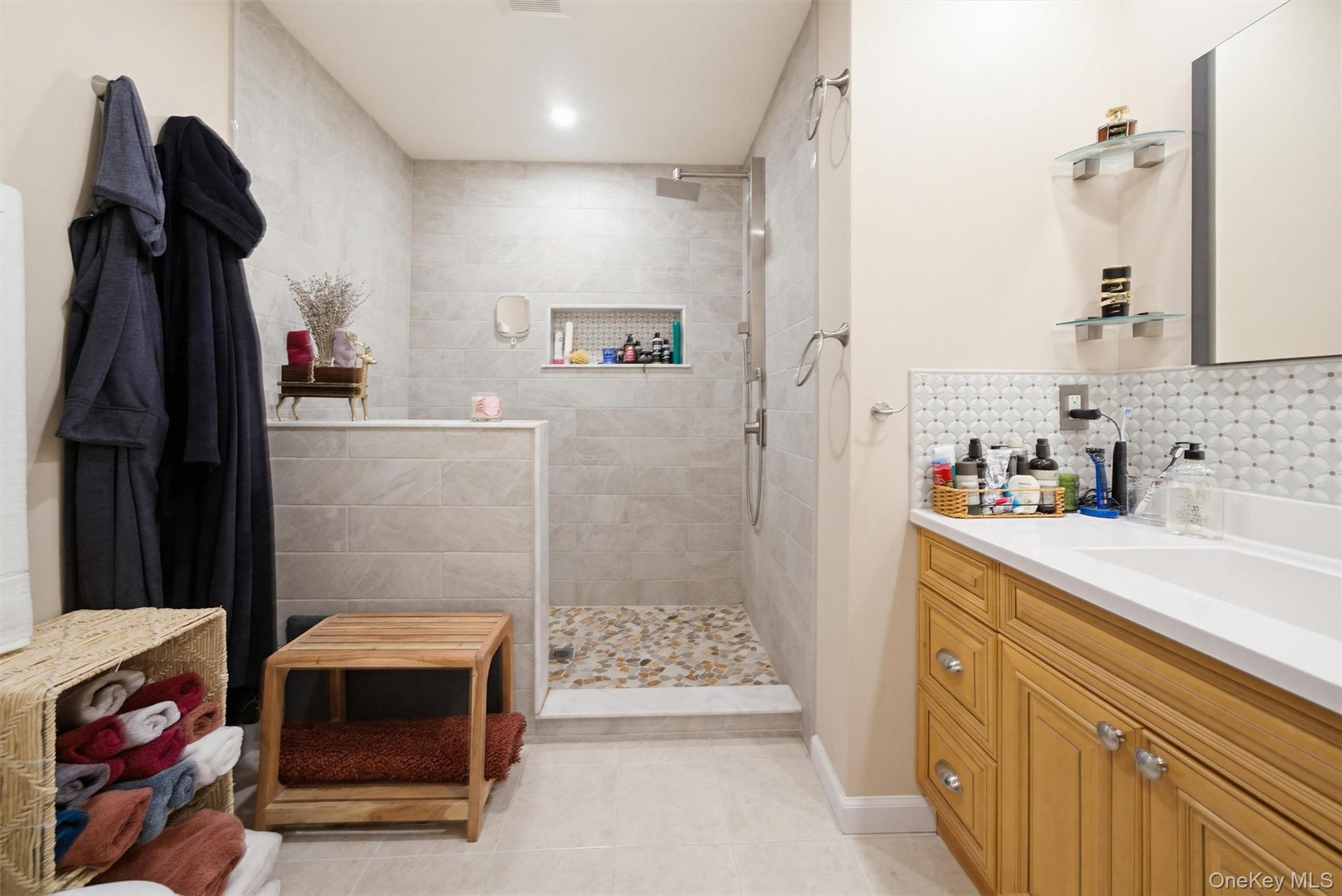 master bath..fully updated with heated floors
