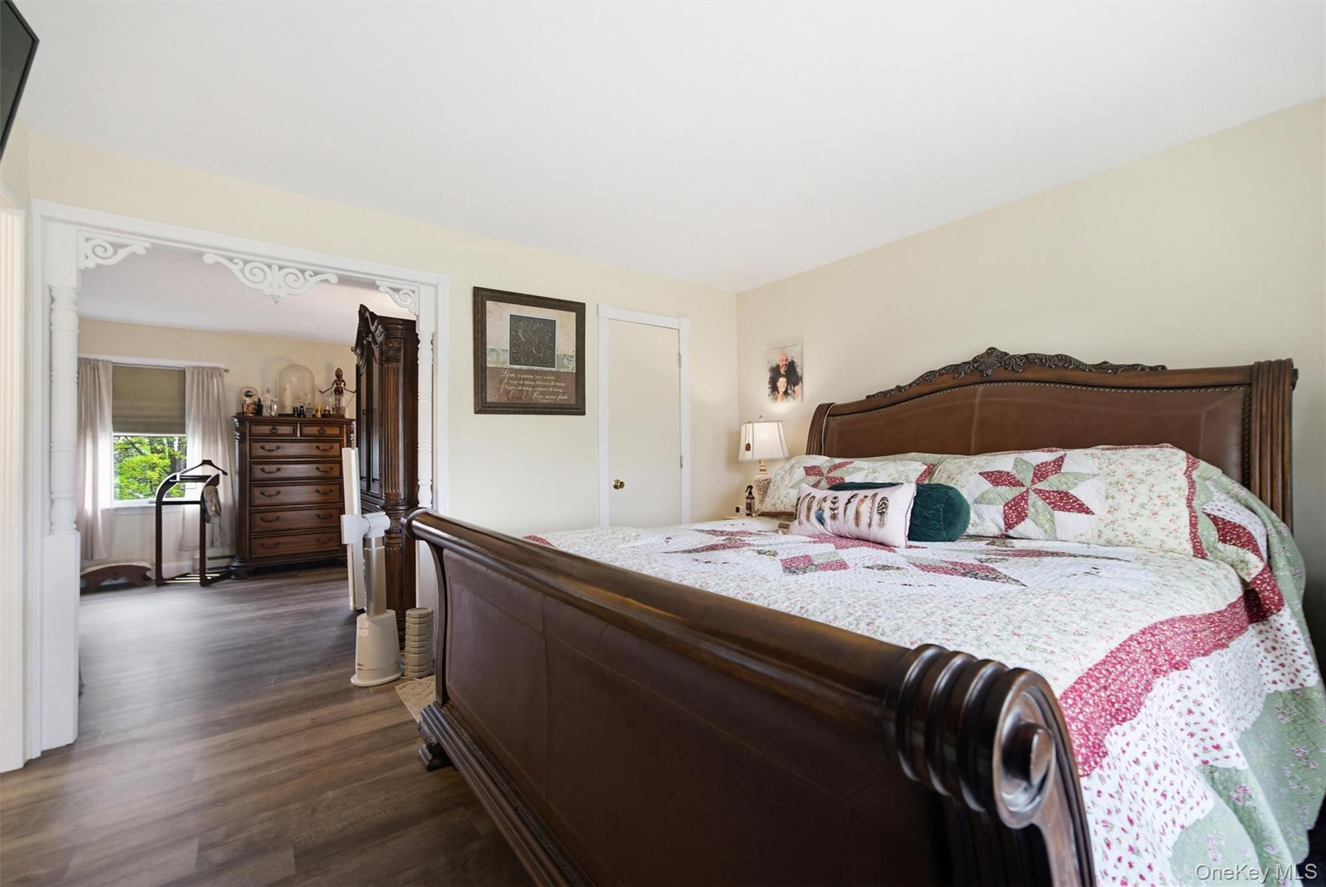Master bedroom showing sit in area.