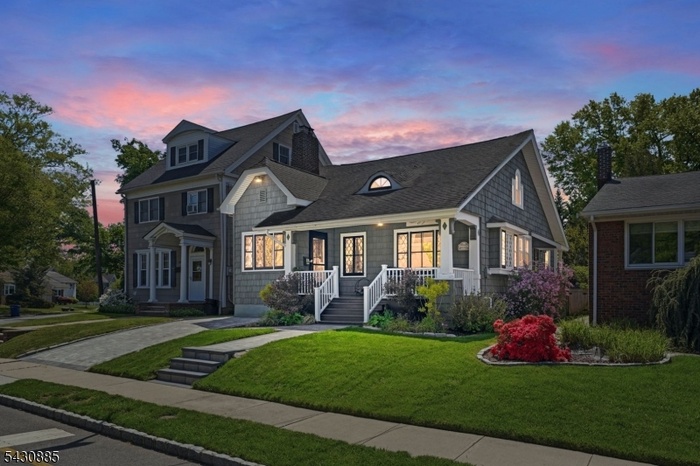WELCOME HOME!