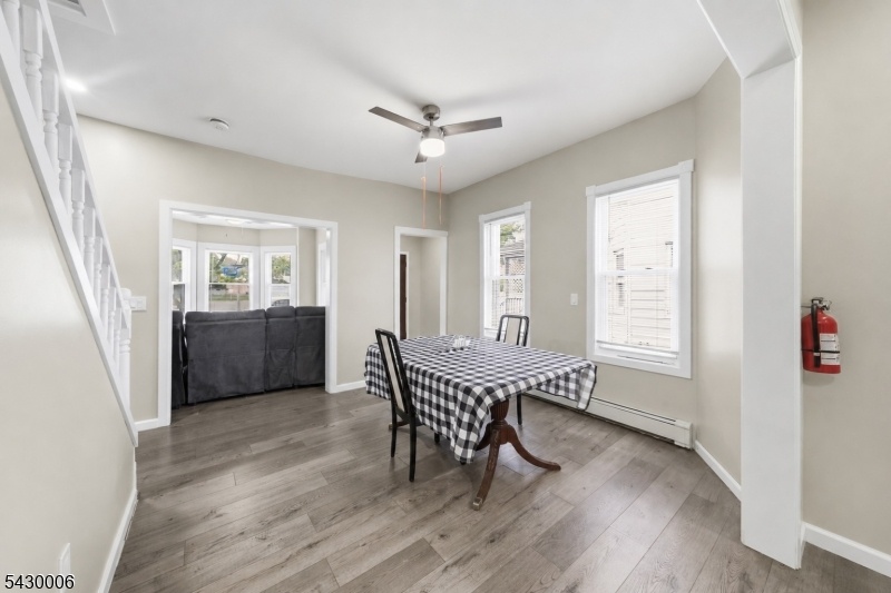 Unit1 Dining / living room