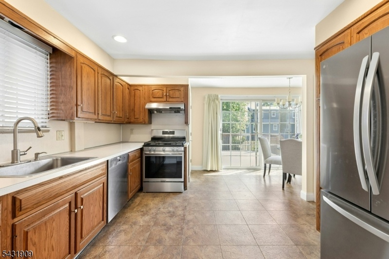 Spacious kitchen