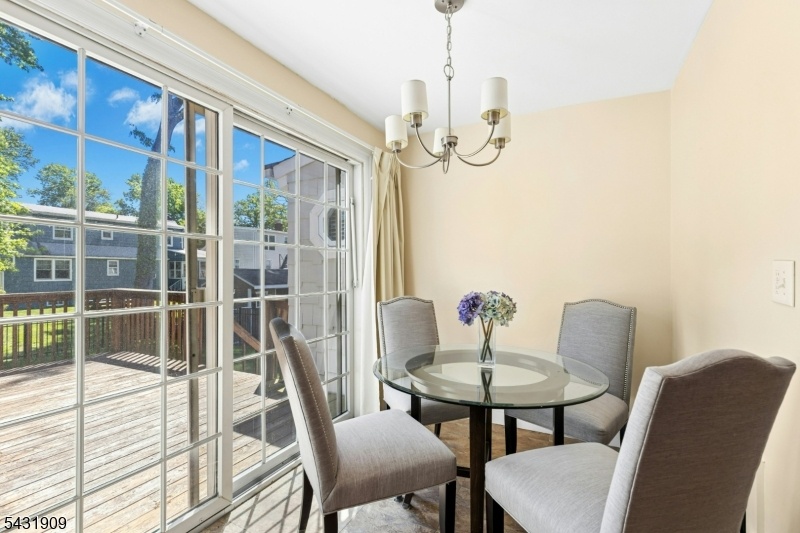 Breakfast nook