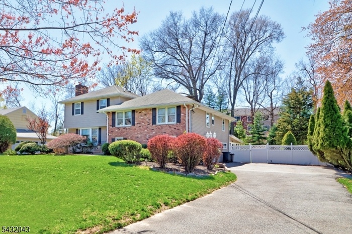 Side view - long driveway