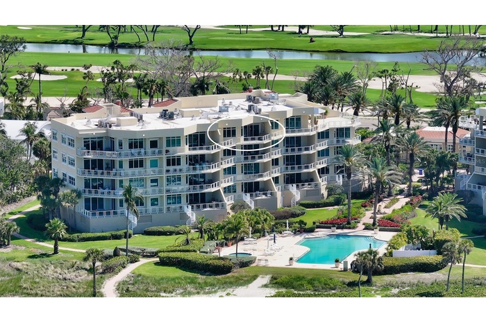 Welcome to Villa di Lancia - one of Longboat Key's finest luxury condomiums.