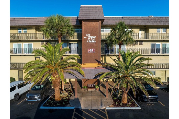 The Fiddler is a small condominium of 34 units with an onsite manager that takes care of everything for you-including rentals!