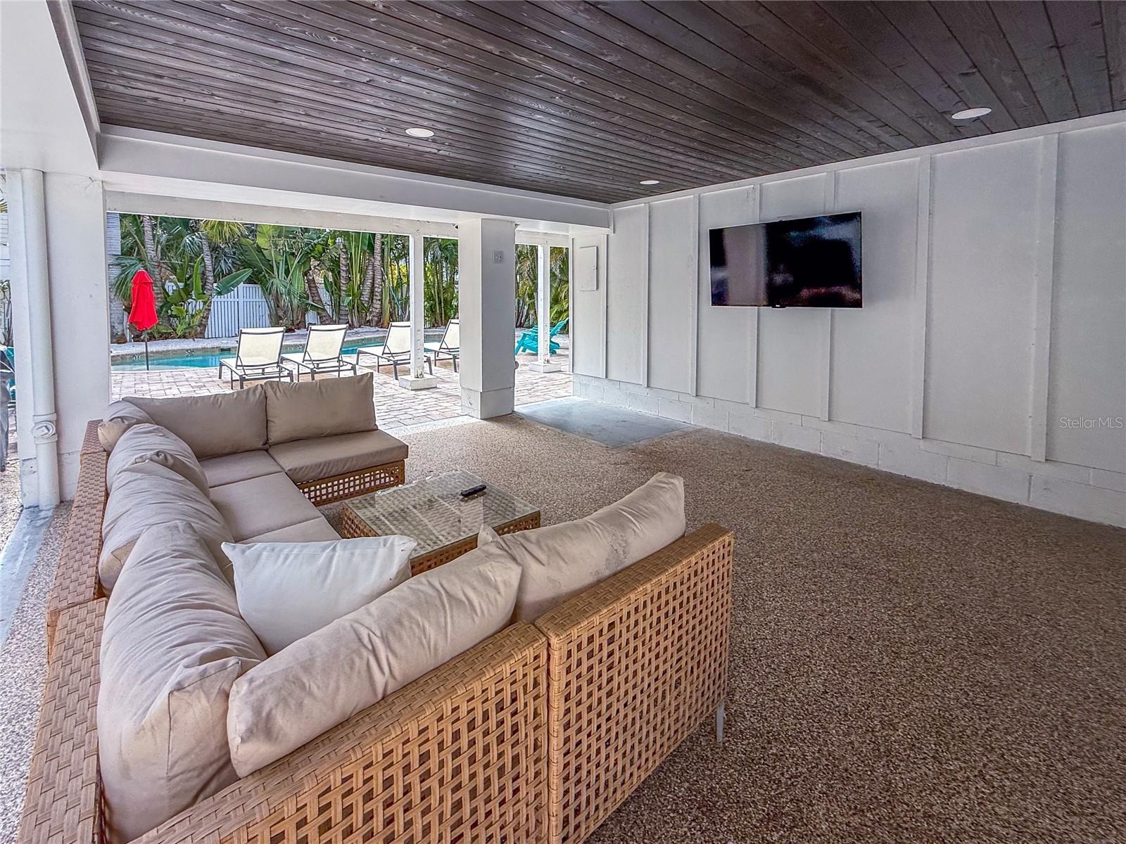 Covered outdoor TV & entertainment area