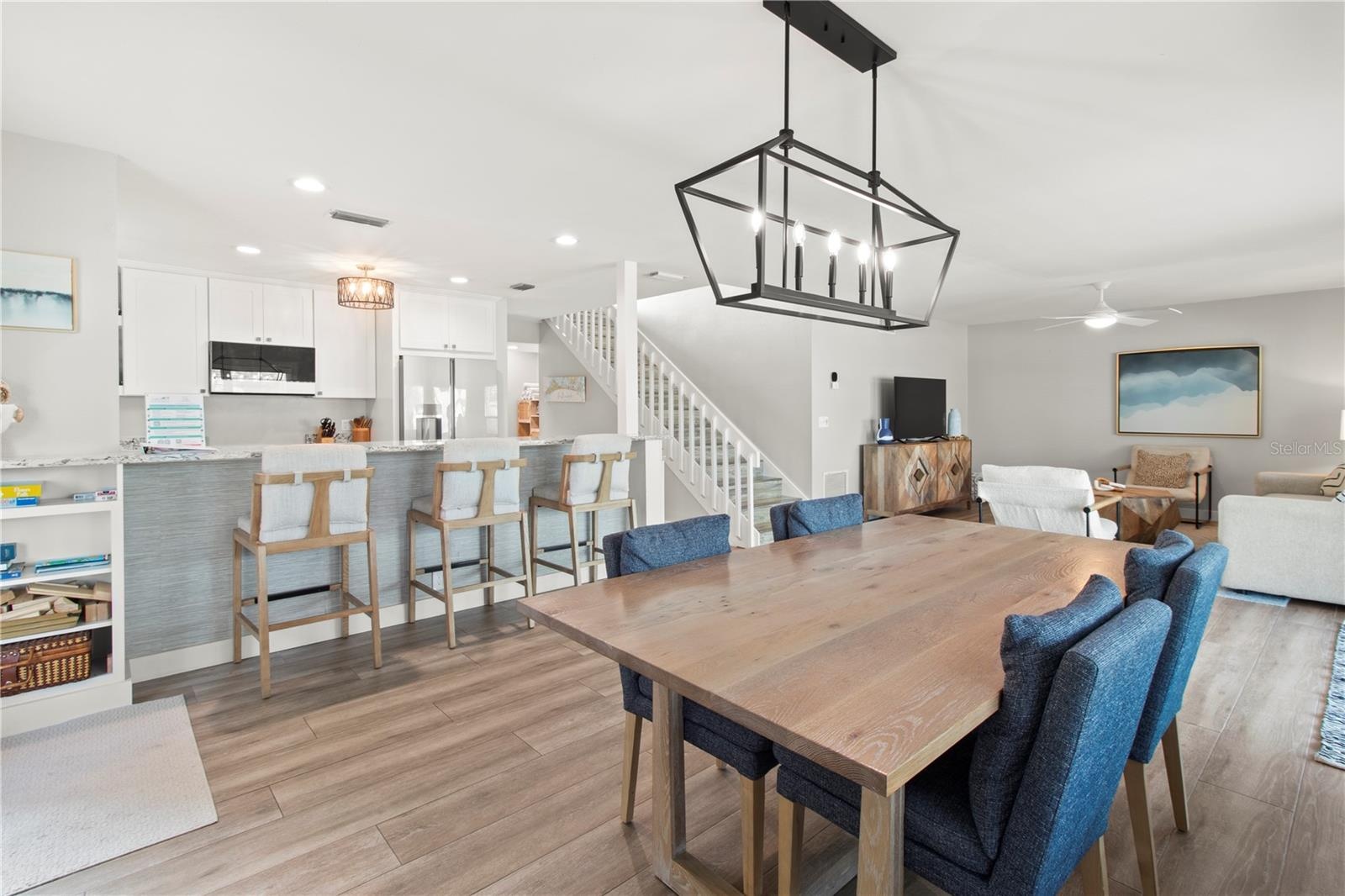 OPEN FLOOR PLAN