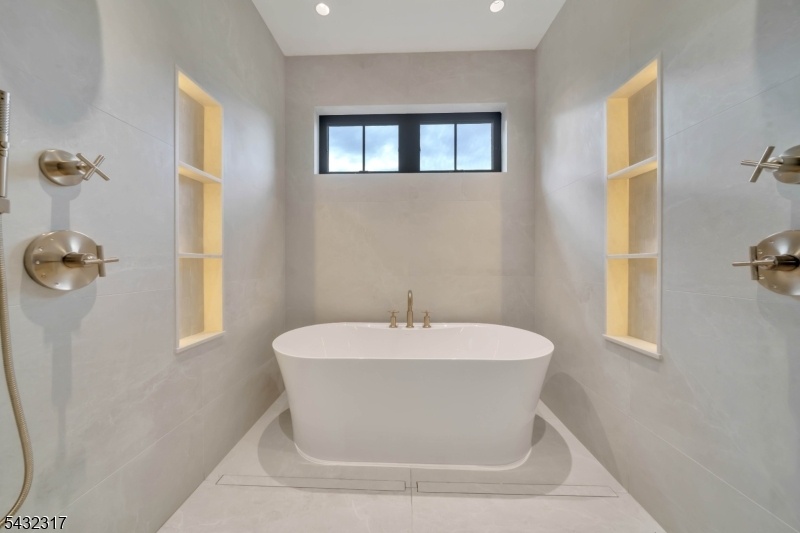 Main Bath