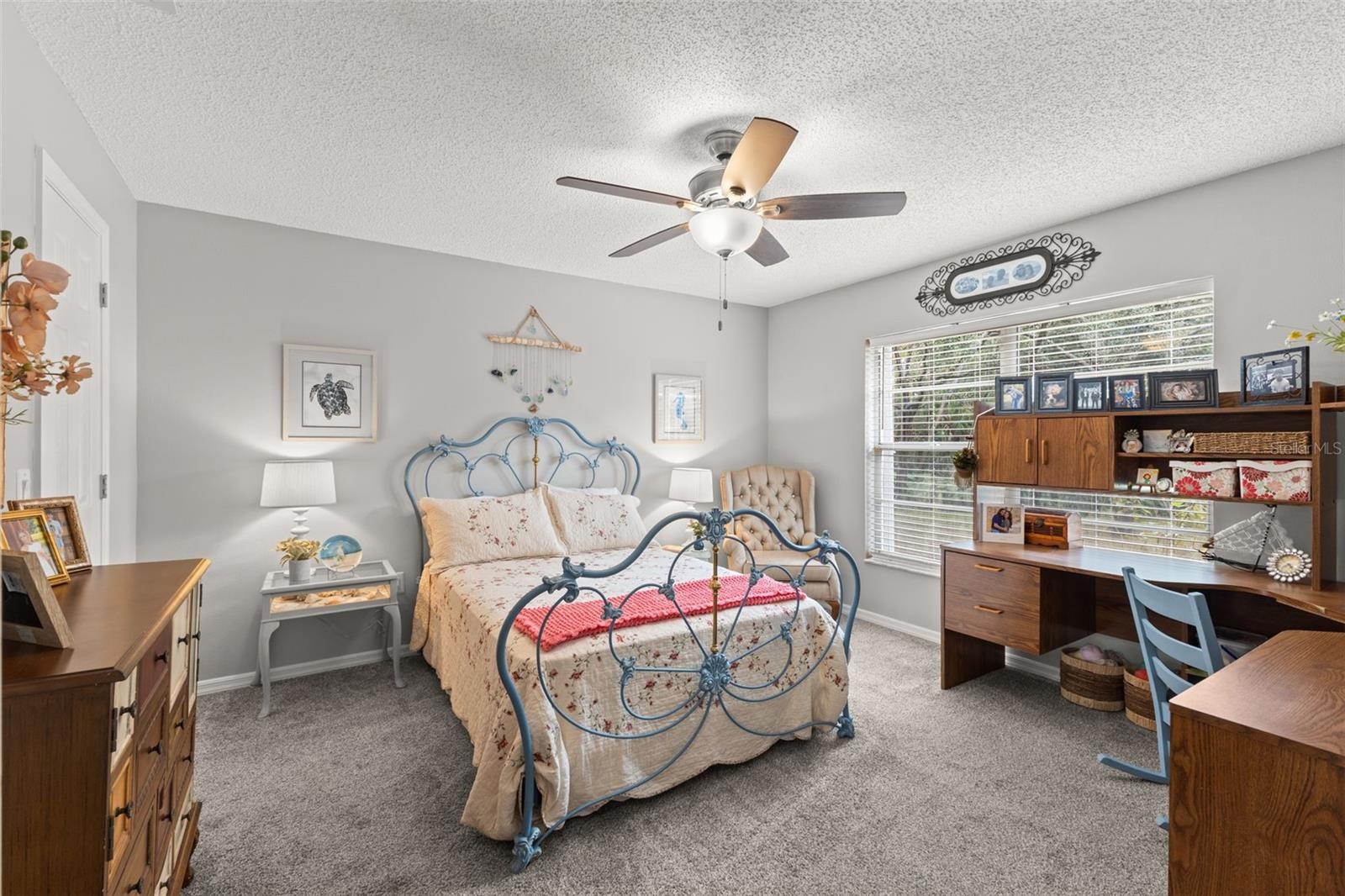 2nd bedroom