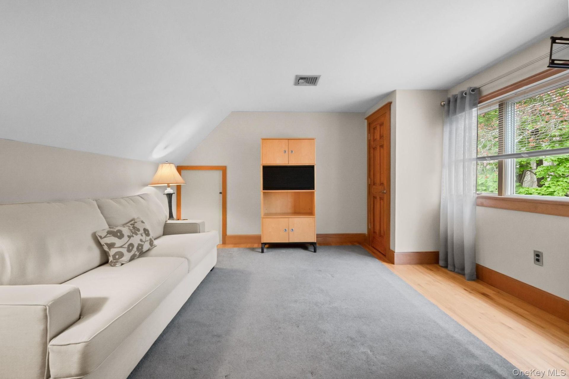 Bedroom #32nd Floor
