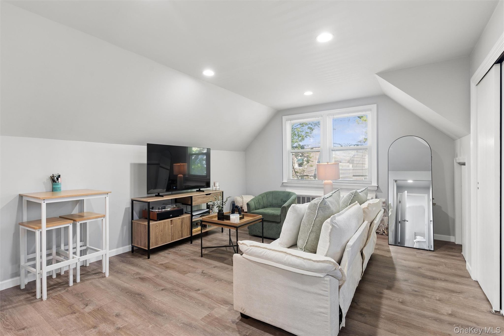 2nd Floor Living Room