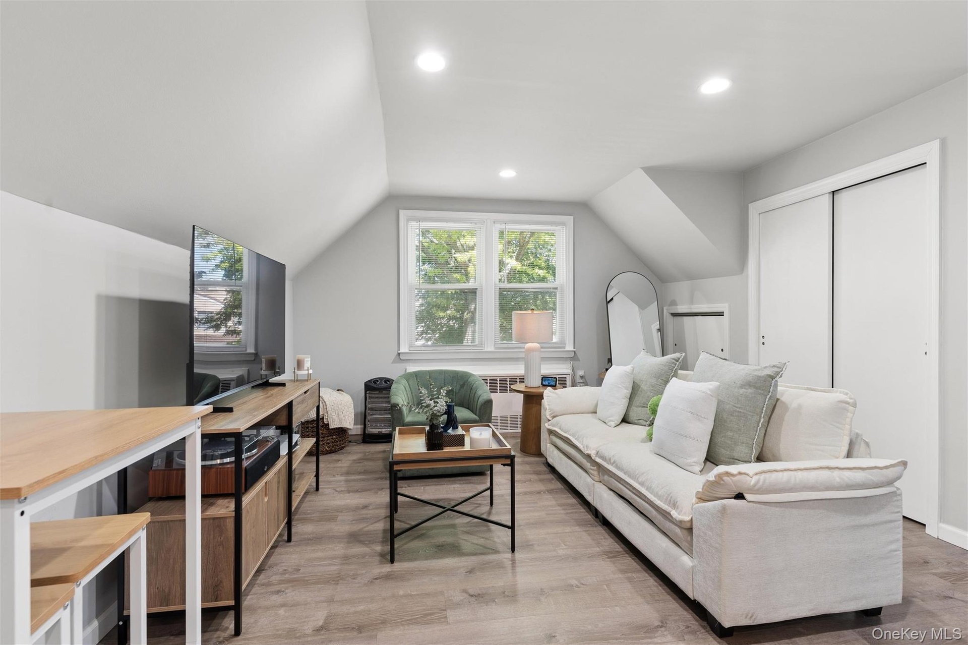 2nd Floor Living Room