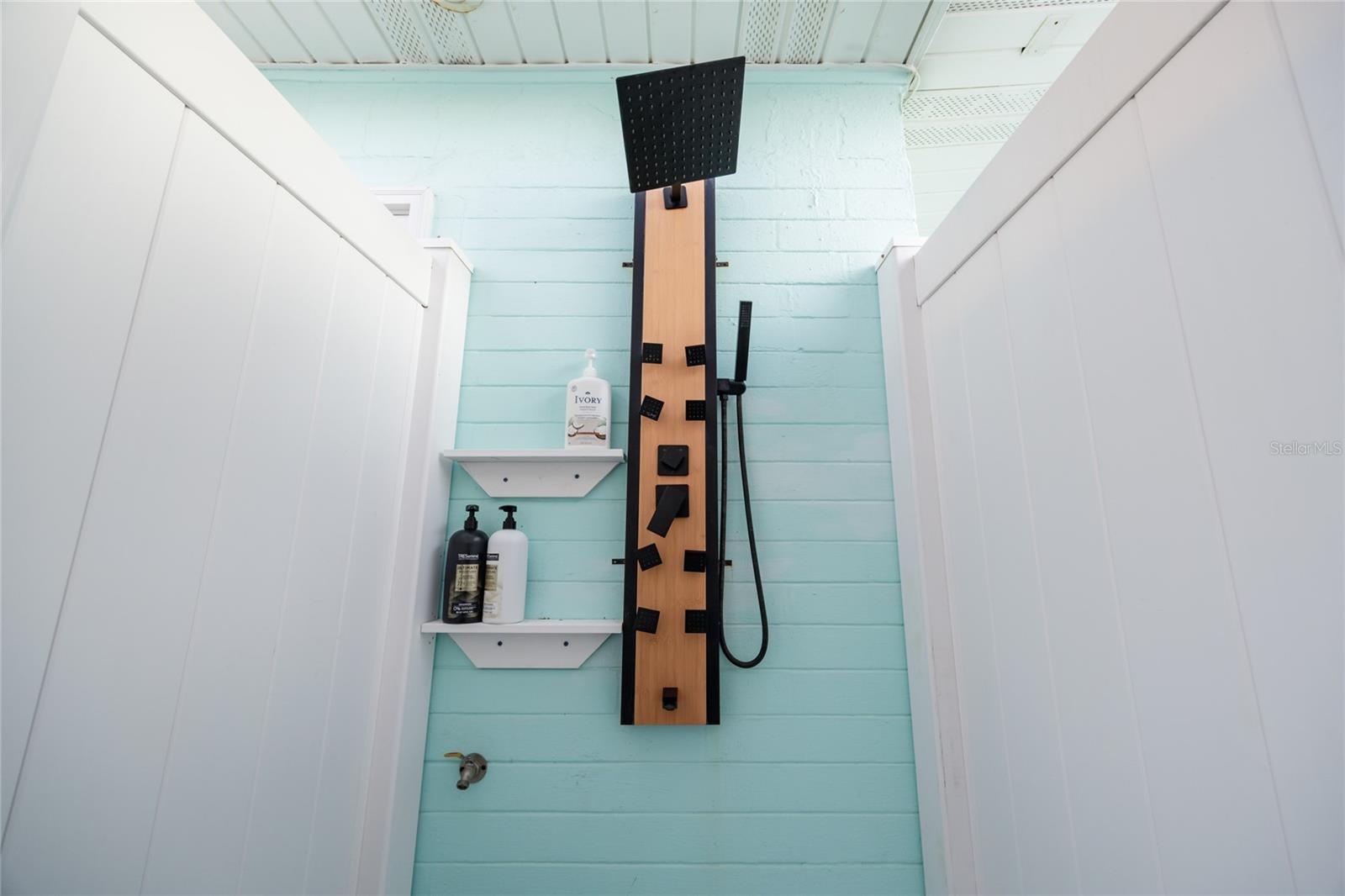 Private outdoor shower