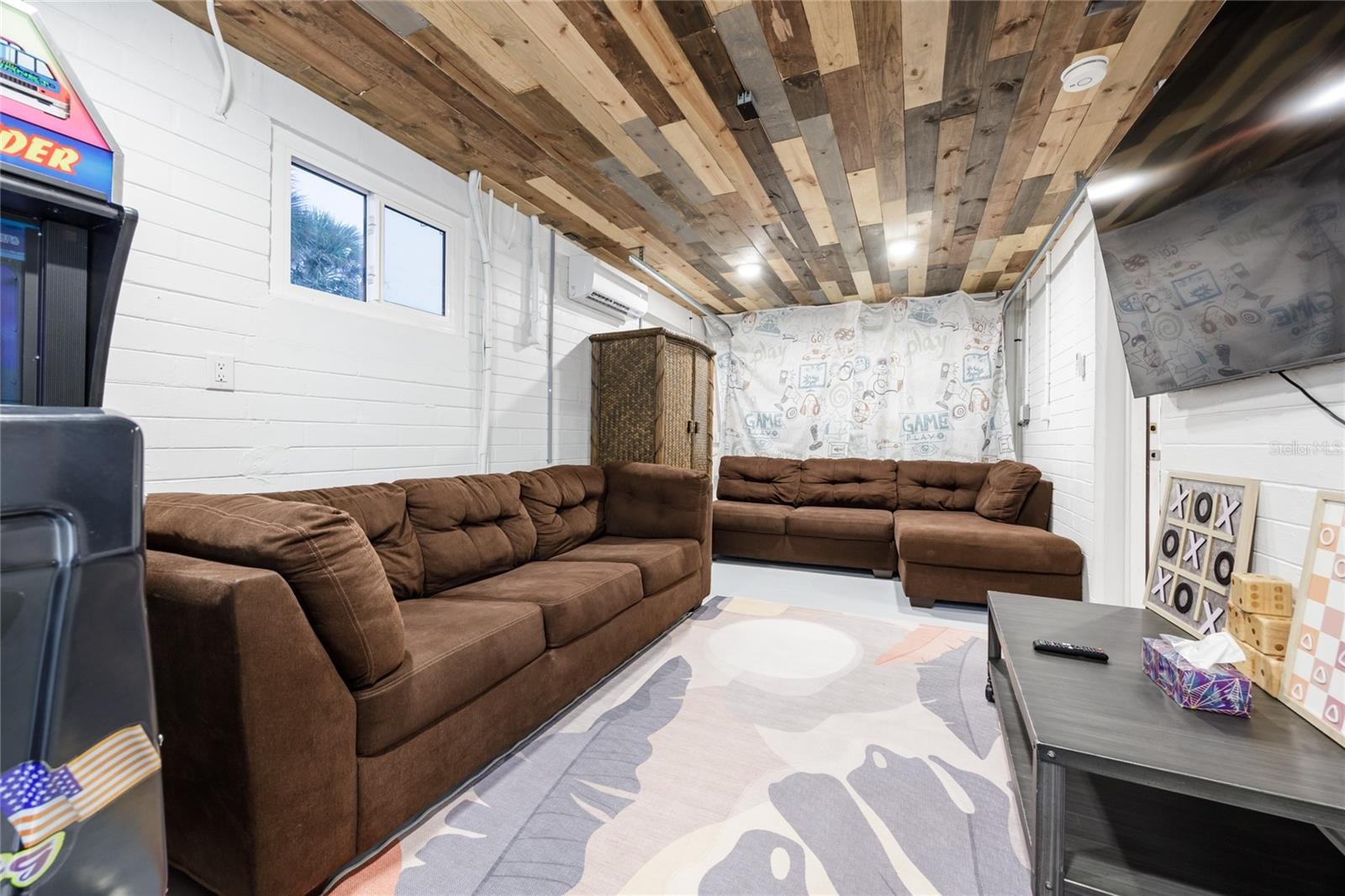 Game room or garage