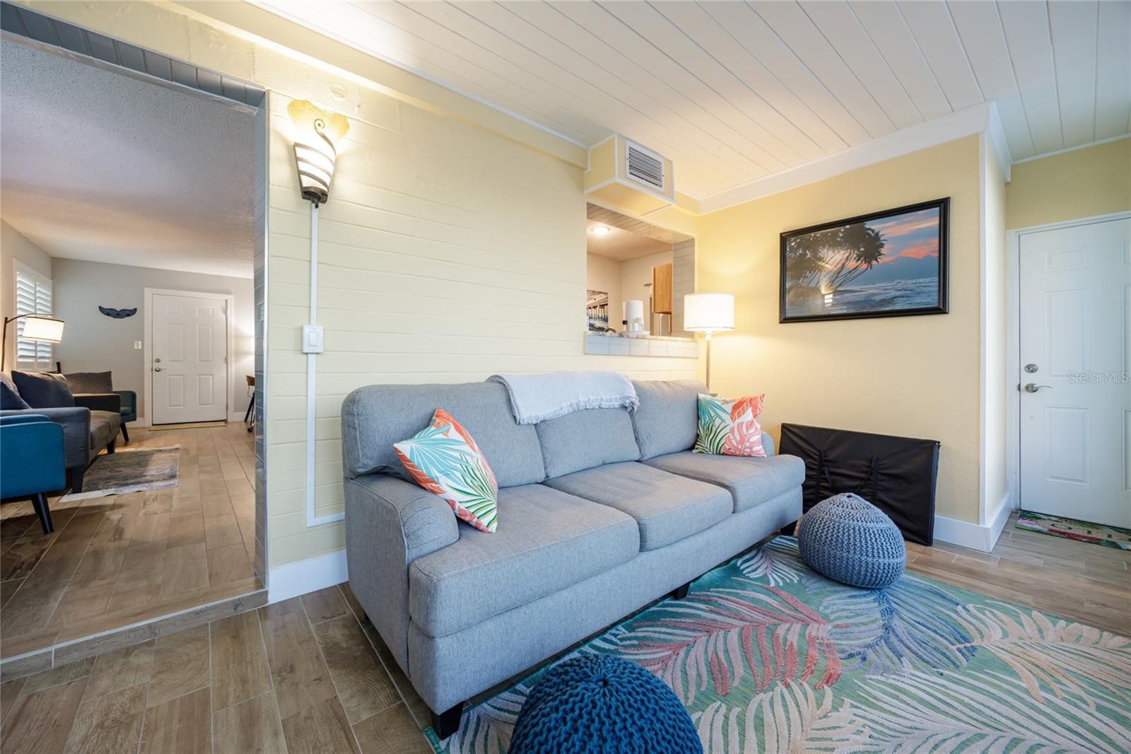 Florida/sunroom with ocean view