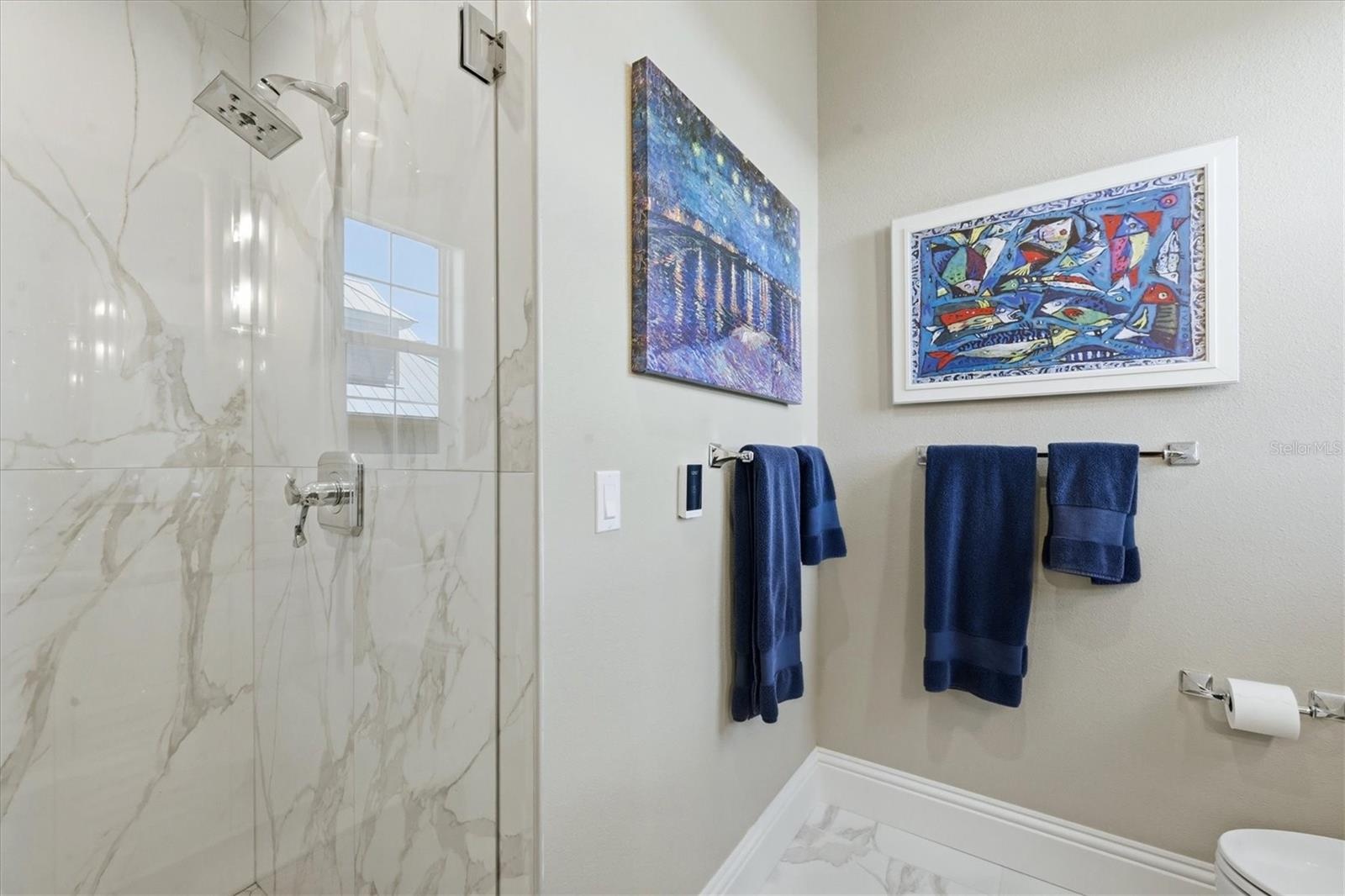 Ensuite Bath bed 2