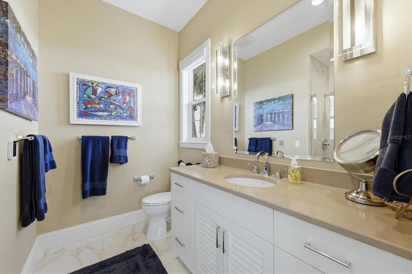 Ensuite Bath bed 2