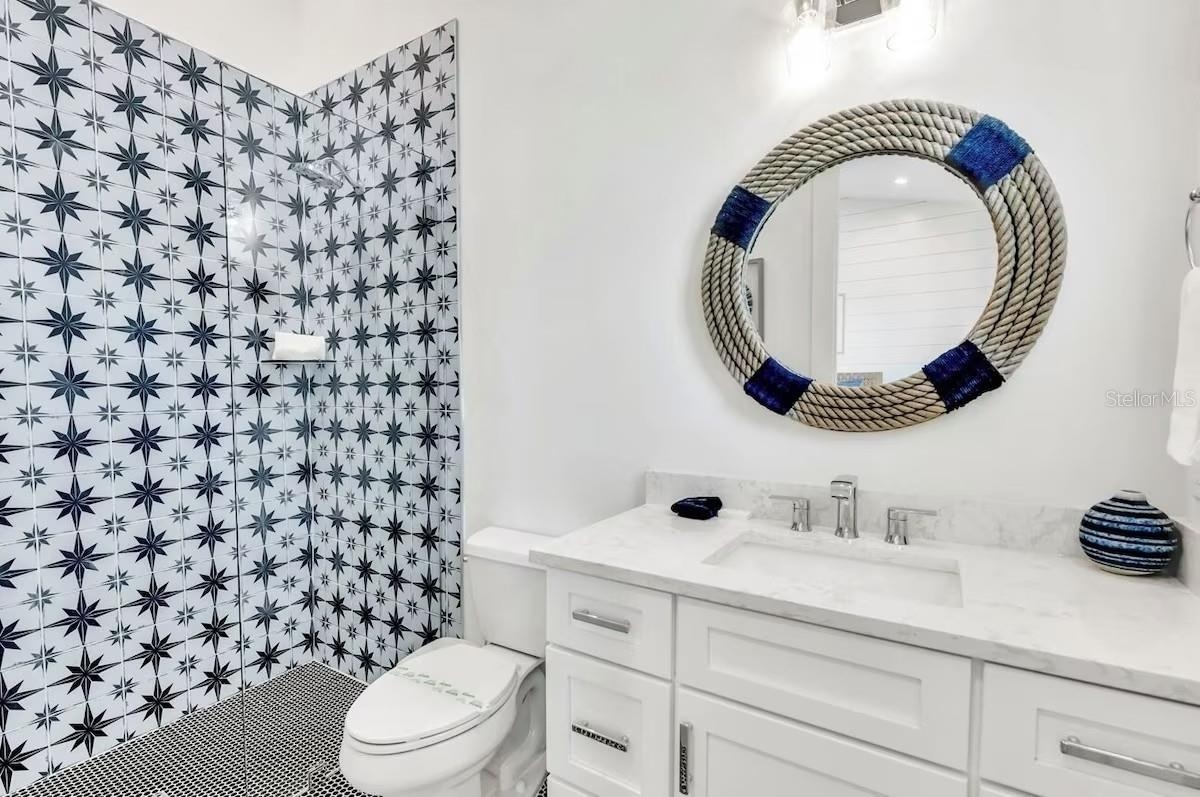 2403 Avenue C, Bradenton Beach, FL  MLS#A4684030