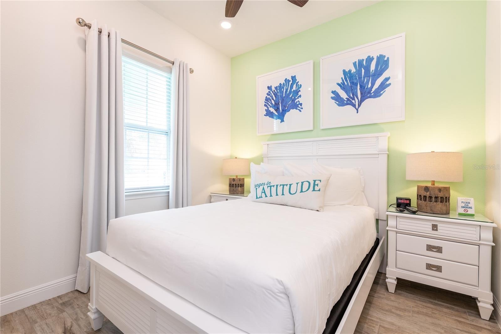 Comfortable bedroom with private feel ideal for vacation rental in Kissimmee near Disney
