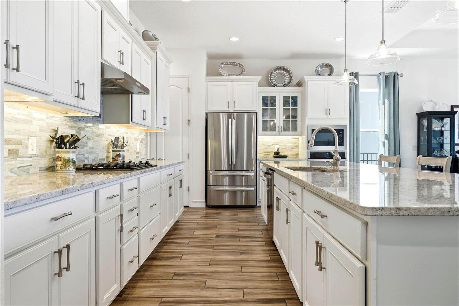 Gourmet kitchen—easy to cook, easy to clean, and plenty of room to store every gadget your inner treasure hunter has collected from around the world!