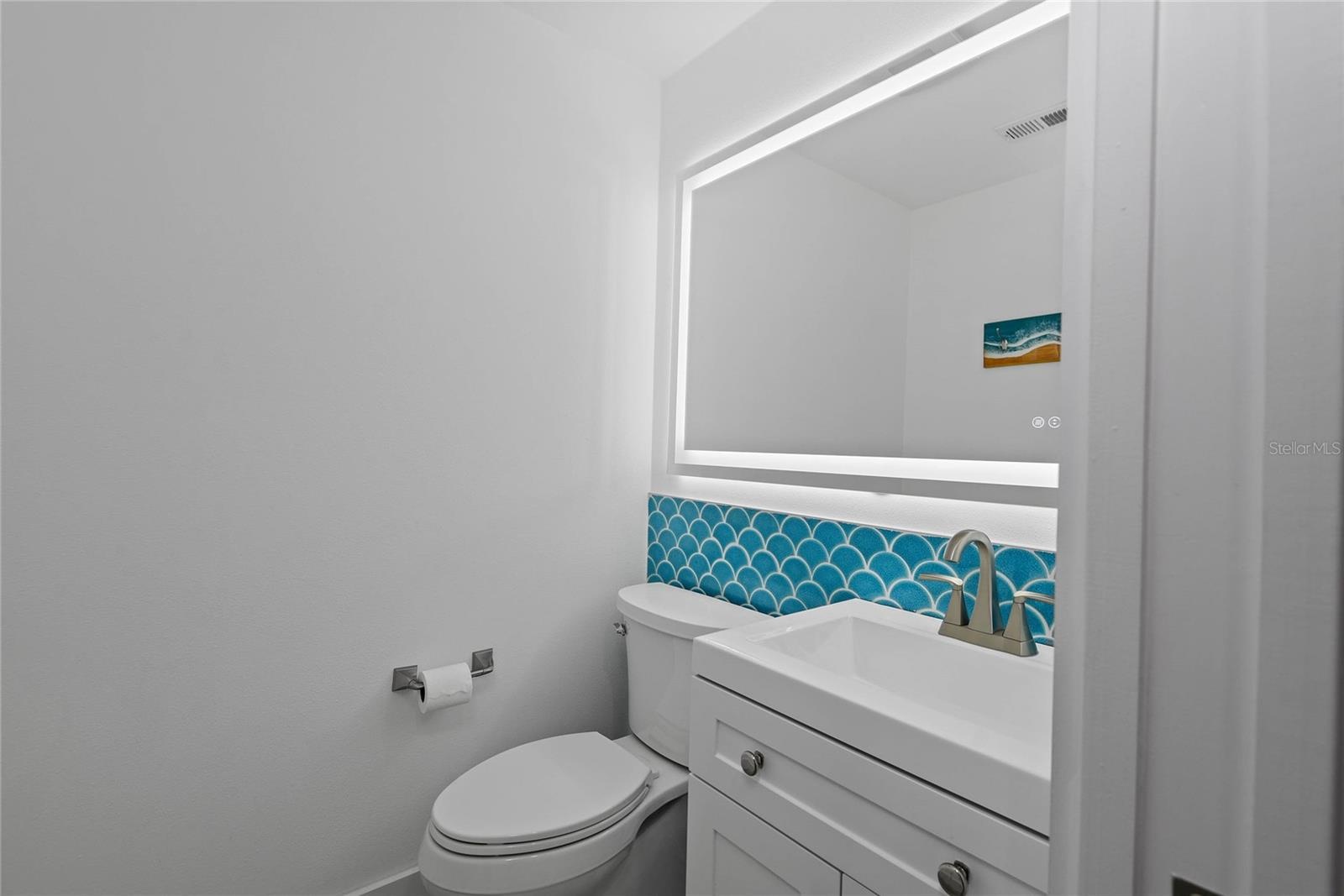 En-Suite Half Bath in Guest Room