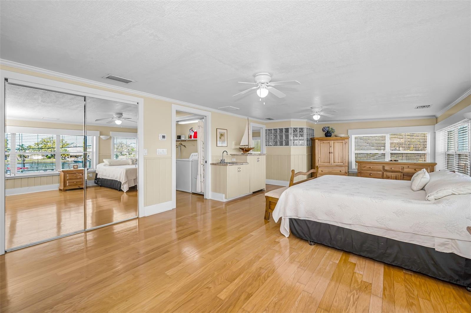 2nd Floor Primary Suite