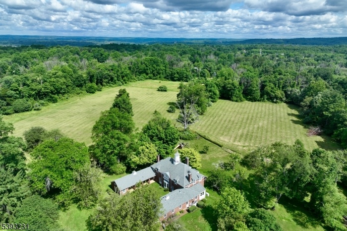 Incredible Setting