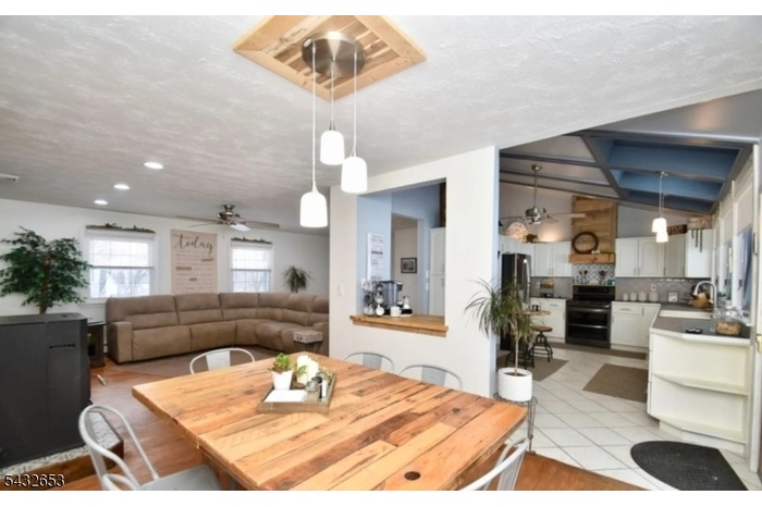 LivingRoom/Kit/DR