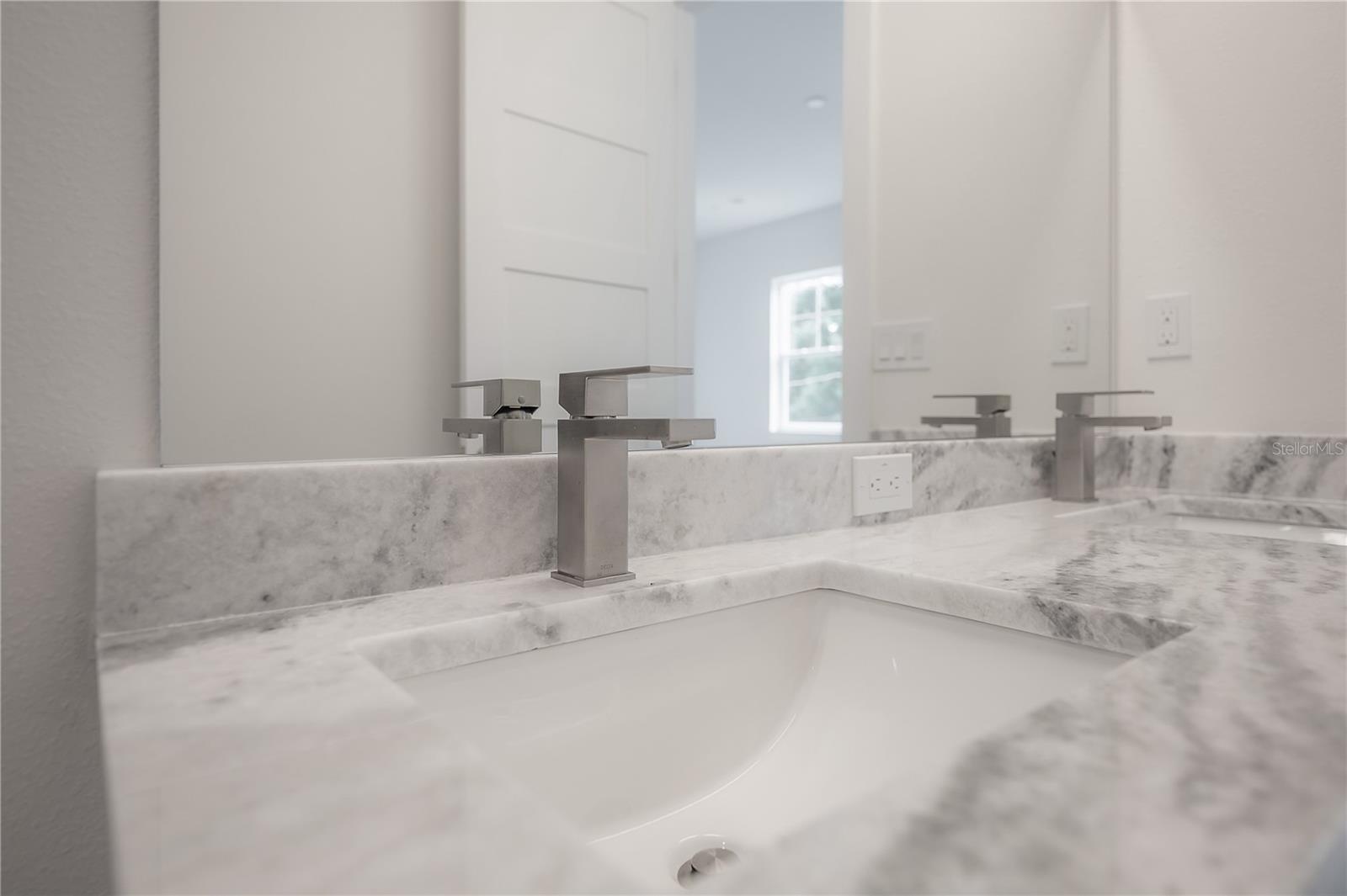 Primary En Suite Bath