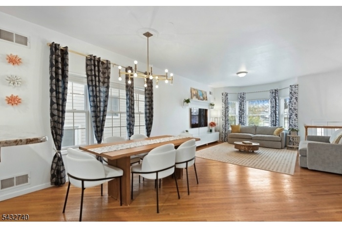 Dining Room/Living Room