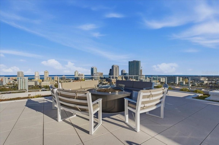 WELCOME TO REFLECTION! FIRE PIT OVERLOOKING THE CITY AND WATER!
