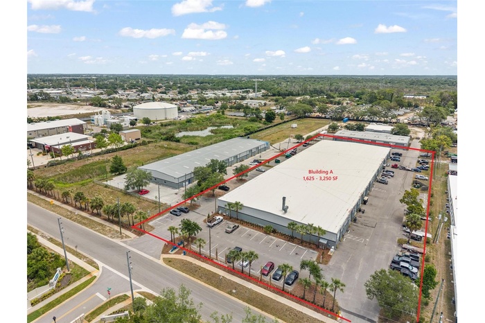 Building A - Multiple Spaces 1,625 to 3,250 SF