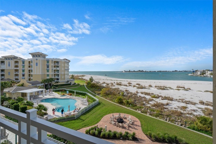 Sunset Pointe is the essence of Tierra Verde luxury: the salty breeze of the Gulf of Mexico, the beauty of Shell Key Preserve, and a front-row seat to