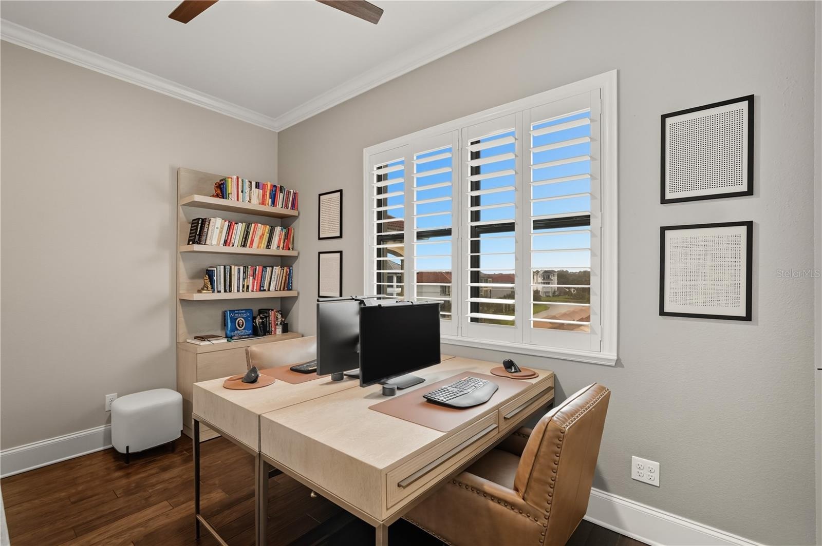 Master bedroom office