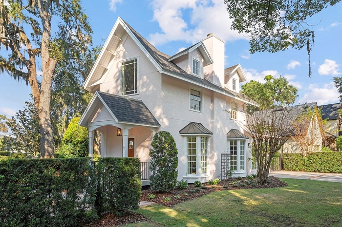 1500 Harris Circle