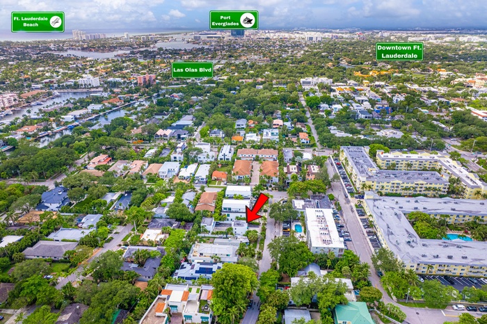 Property is just a short distance to Las Olas Blvd, Downtown Fort Lauderdale and Fort Lauderdale Beach