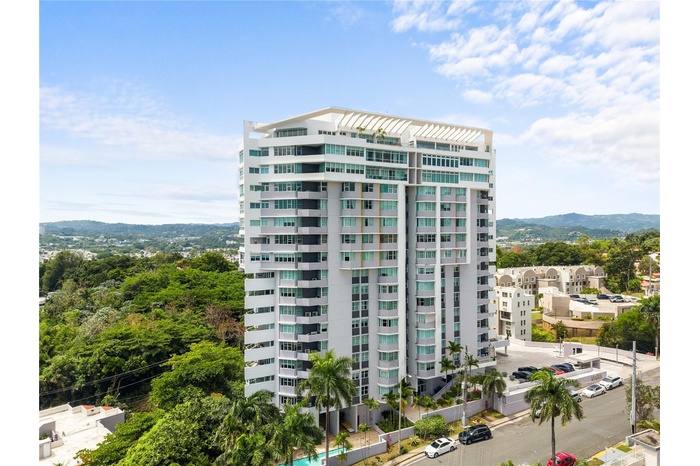 Perfectly positioned in the heart of Guaynabo with quick access to all major avenues and highways, schools, shopping, and dining.